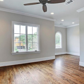 Mediterranean Custom Home with Designer Finishings in Bellaire, Texas
