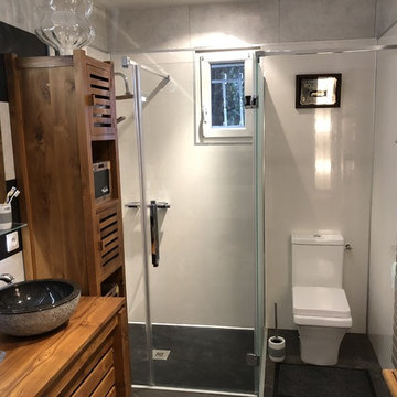 Remplacement de baignoire par une douche à l'Italienne et rénovation CARPENTRAS