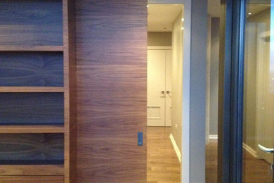 Home design - contemporary home design idea in Chicago
