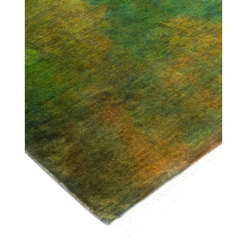 Fine Vibrance, One-of-a-Kind Hand-Knotted Area Rug Green, 2' 8" x 4' 2"