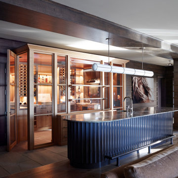 Anthracite Lodge Bar & Wine Cellar