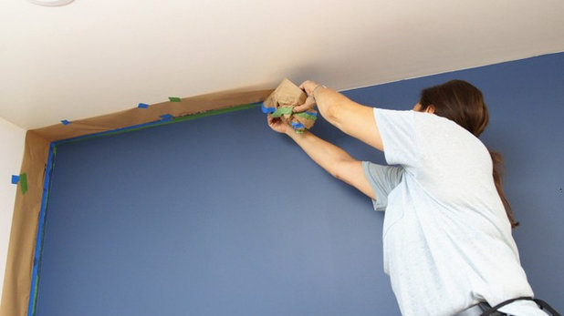 Houzz TV: How to Paint a Wall With a Roller