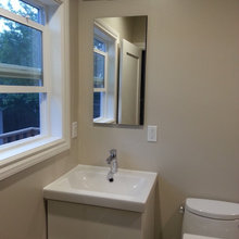 California - Small bathroom design