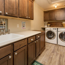 log cabin -laundry room