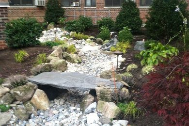 Design ideas for a landscaping in New York.