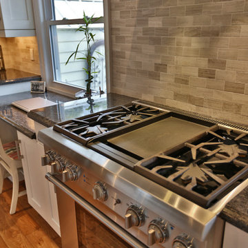 Modern Kitchen Burlington Ontario