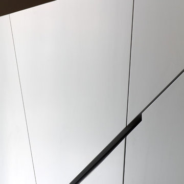 contenitori laccati bianchi