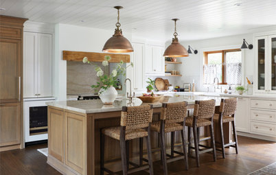 Kitchen of the Week: Elegant Mix of Wood and White