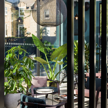 Uncommon Fulham - FLA 3 Installation