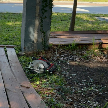 Fence Makeover: Wood to Vinyl