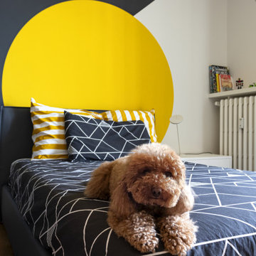 Yellow & Black Teen boy's bedroom