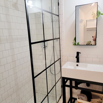 Give your small bathroom a makeover- You deserve it!