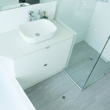 IW Guest Bedroom Bath