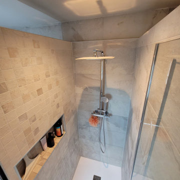 SALLE DE BAIN MODERNE
