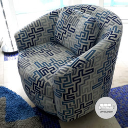 Upholstery - Armchairs And Accent Chairs