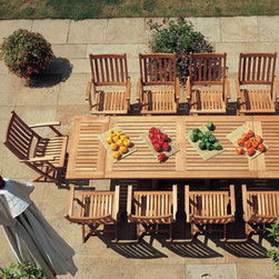 Barlow Tyrie - Outdoor Dining Tables