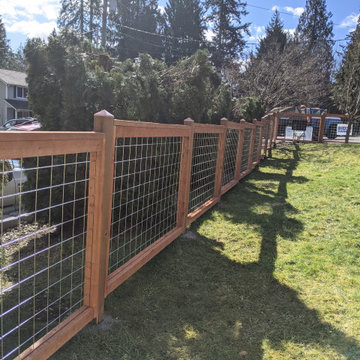 Hog Wire Fence Panels, Caps and Customer gate