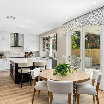 Contemporary Carlsbad Great Room