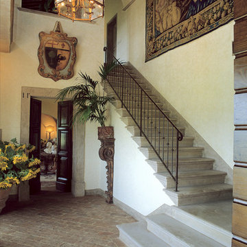Villa di campagna in stile classico dalla ristrutturazione di un rustico toscana