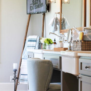 Bath Crashers - Episode "Ombre Tub" - DIY Network
