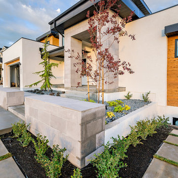 Retaining Walls With Flower Beds
