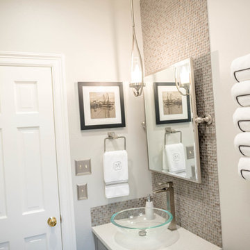 Shreveport Springlake Modern Bathroom