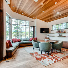 Family Rooms With A View’