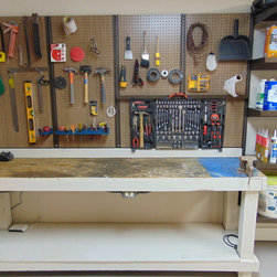 ShoreWall Garage - Display And Wall Shelves 
