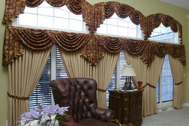 Inspiration for a timeless living room remodel in Other