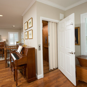 Spacious Mother In Law Suite Addition Plus a Four Car Garage in Centreville, VA