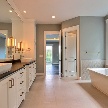 AH4 : Multi-Story Modern Craftsman on Acreage