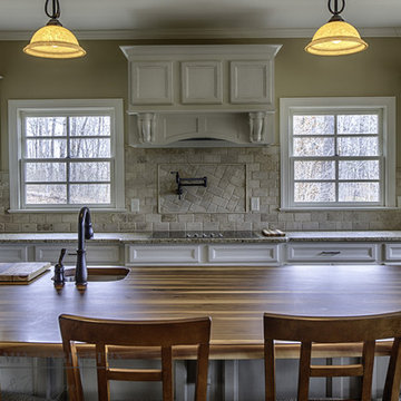 Constitutional Drive | Painted Oak