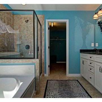 Spacious, Open Interiors!