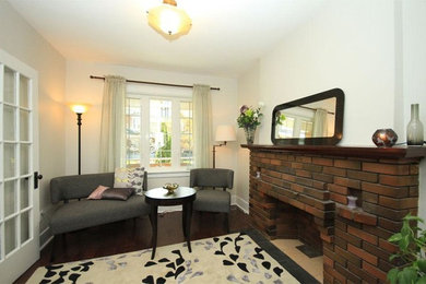 Living room - contemporary living room idea in Toronto