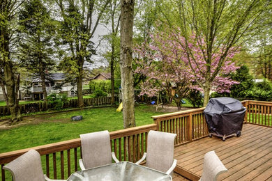 Inspiration for a craftsman deck remodel in Grand Rapids