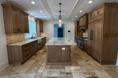 Example of a kitchen design in New York