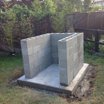 The Castillo Family Wood Fired Pizza Oven & La Caja Style Pig Roaster in WA