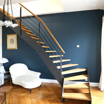 Escalier loft ambiance industriel métal et bois