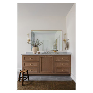 Clover Court - Bathroom - Chicago - by M House Development | Houzz