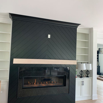 Fireplaces - Holiday Spirit