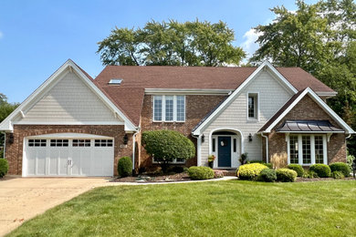 Cobblestone Jamess Hardie Siding, Garage door, & Metal roof in Wheaton, IL