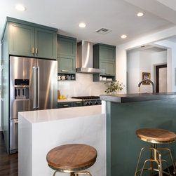 Zephyr Roma Groove Wall - Range Hoods And Vents
