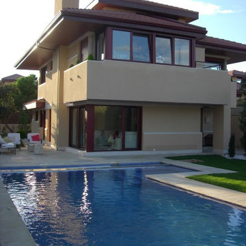 LA PIEDRA PISCINA