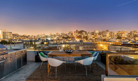 39 Breathtaking Rooftops From Around the World