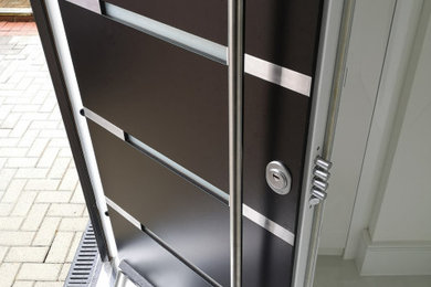 Security Three Directional Locks on Modern Style Doors