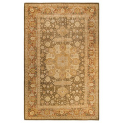 Safavieh Hand-Knotted Peshawar Vegetable Dye Ivory/ Gold Wool Rug - 8' x 10