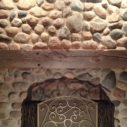 Mantels - Home Decor
