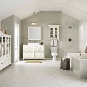 Decorá Cabinets: Large White Bathroom