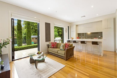 Kitchen - modern kitchen idea in Sydney