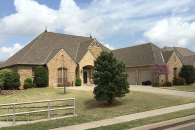 Photo of a traditional landscaping in Oklahoma City.